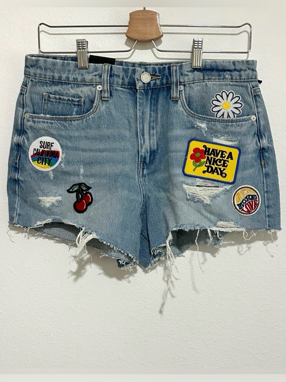 Blank NYC Blue High Rise Raw Hem Distressed Appliqué Patch Cotton Shorts Size 28